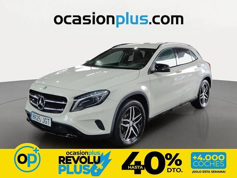 Usado Mercedes GLA200 Urban 136 CV (100 kW) 2015 Blanco SUV