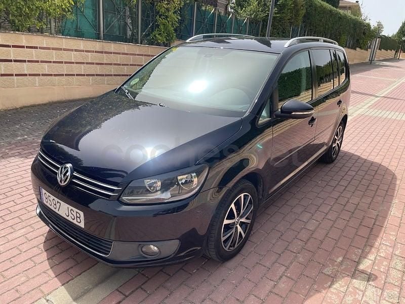 Usado VW Touran Edition 105 CV (77 kW) 2014 Negro Monovolumen