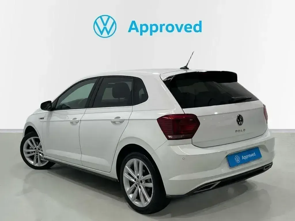 Usado VW Polo R-line 110 CV (80 kW) 2021 Blanco Utilitario