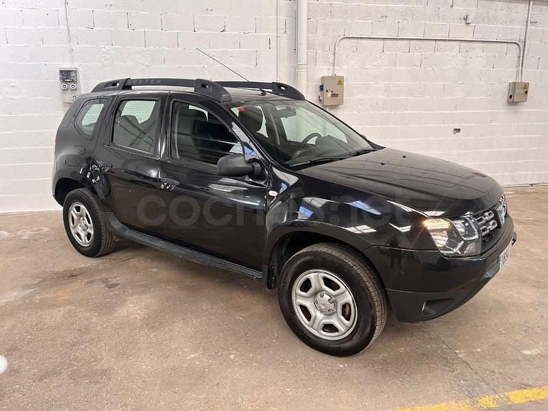 Usado Dacia Duster Ambiance 90 CV (66 kW) 2017 Negro SUV