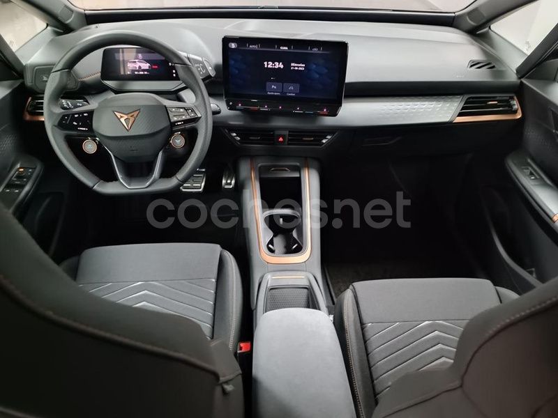 Usado Cupra Born e-Boost 169 kW (231 CV) 2023 Gris Utilitario