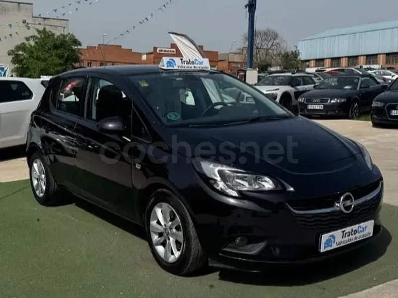 Usado Opel Corsa Selective 95 CV (69 kW) 2016 Negro Utilitario