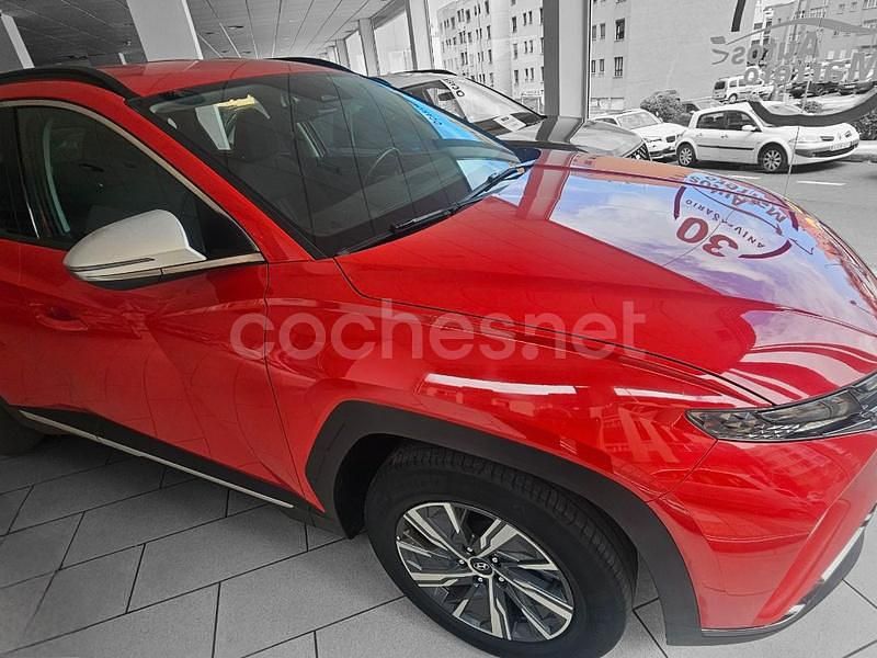 Usado Hyundai Tucson 150 CV (110 kW) 2022 Rojo SUV