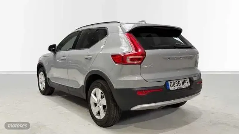 Usado Volvo XC40 2024 Gris SUV