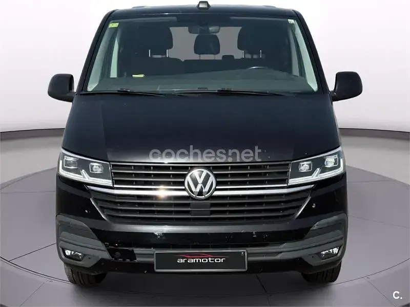 Usado VW Caravelle 150 CV (110 kW) 2022 Negro Van