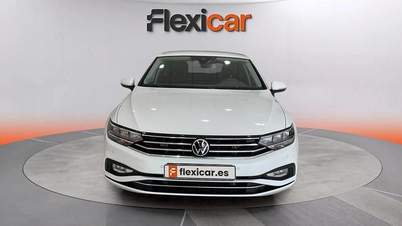 Usado VW Passat Executive 151 CV (111 kW) 2020 Blanco Berlina