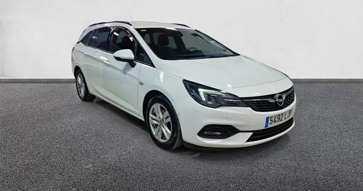 Usado Opel Astra GS Line 122 CV (89 kW) 2020 Familiar