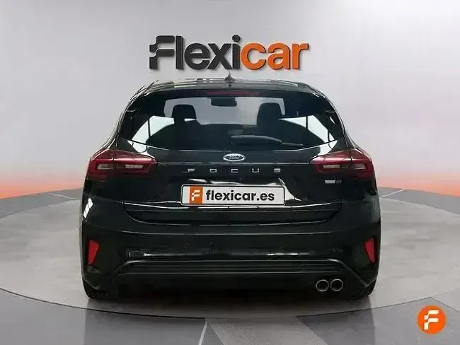 Usado Ford Focus Active 155 CV (114 kW) 2023 Negro Berlina