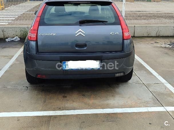 Usado Citroën C4 110 CV (80 kW) 2007 Gris / plata Berlina