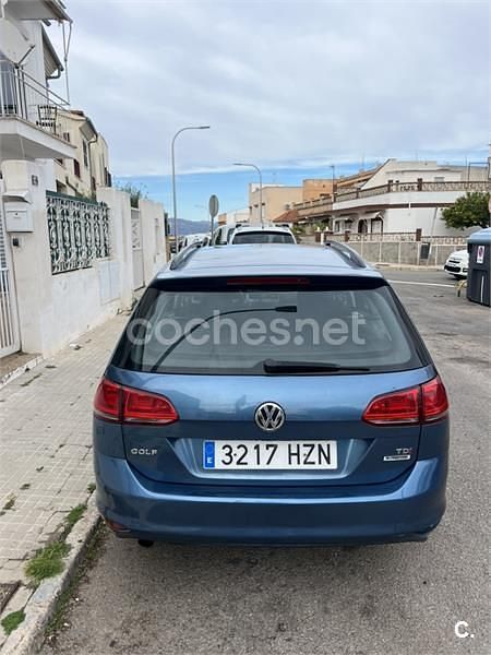 Usado VW Golf VII Sportline 105 CV (77 kW) 2014 Azul Familiar