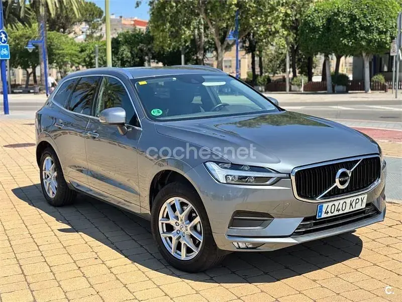 Usado Volvo XC60 Momentum 190 CV (139 kW) 2018 Gris / plata SUV
