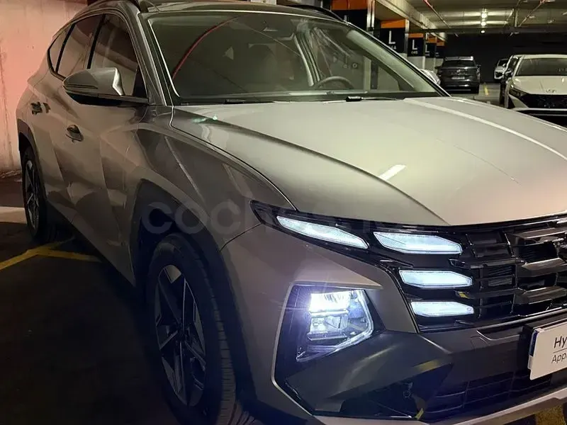 Nuevo Hyundai Tucson 136 CV (100 kW) 2025 Gris / plata SUV