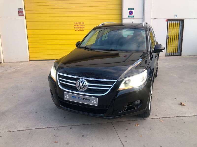 Negro Usado 2011 VW Tiguan Sportline SUV | 13.600 € (Precio justo) - Imagen 1/4