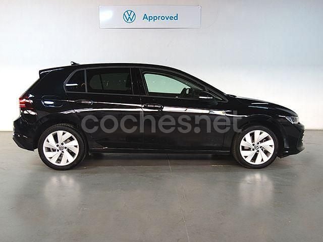 Usado VW Golf VIII Match 204 CV (150 kW) 2025 Negro Berlina