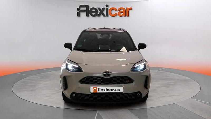 Usado Toyota Yaris Hybrid Sport 130 CV (95 kW) 2024 Blanco