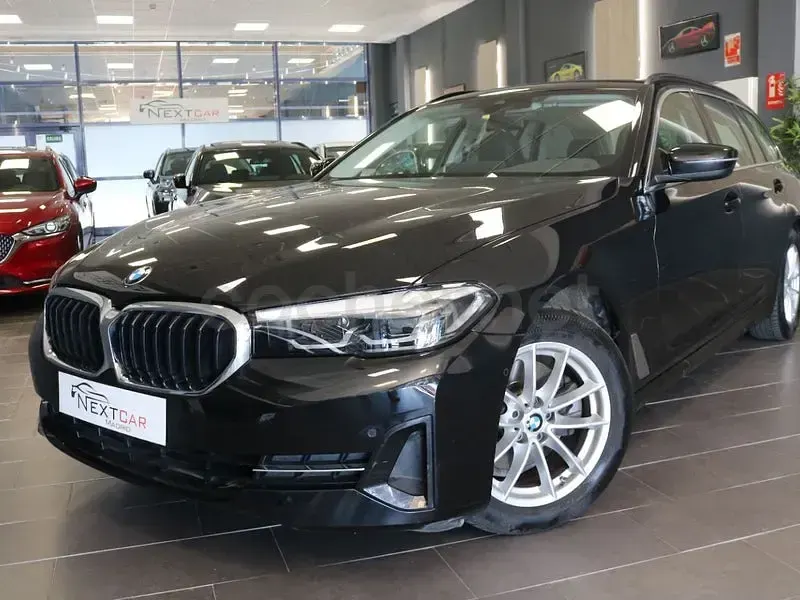 Usado BMW 520 Comfort Edition 190 CV (139 kW) 2022 Negro Berlina