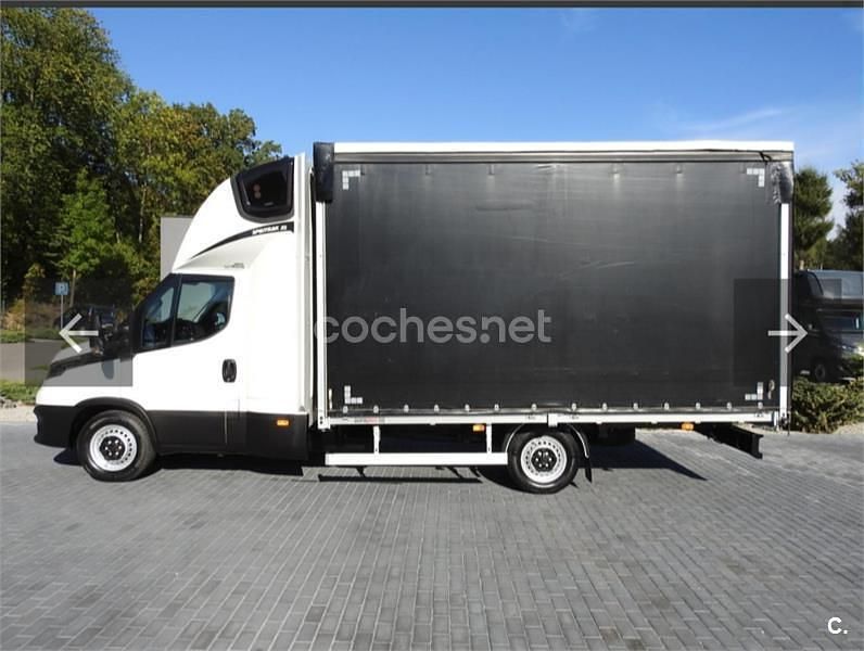 Begagnad Iveco Daily 176 HK (129 kW) 2012 Vit Pickup