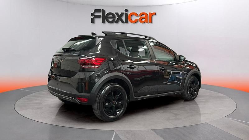 Usado Dacia Sandero Extreme 101 CV (74 kW) 2025 Gris Utilitario