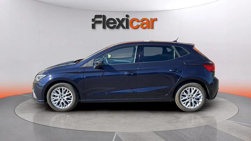 Usado Seat Ibiza FR 110 CV (80 kW) 2022 Azul Utilitario