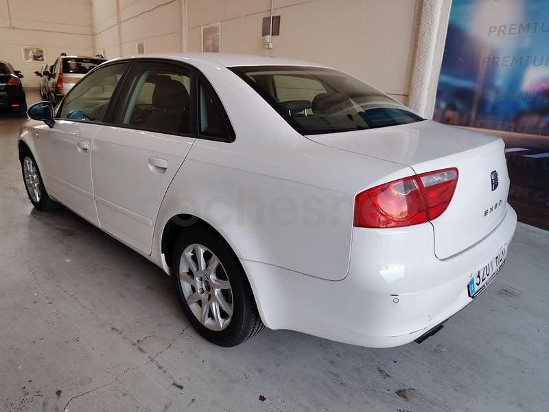 Usado Seat Exeo Reference 120 CV (88 kW) 2012 Blanco Berlina