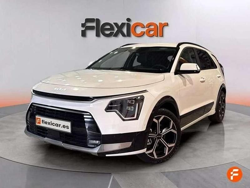 Usado Kia Niro 141 CV (103 kW) 2024 Blanco SUV