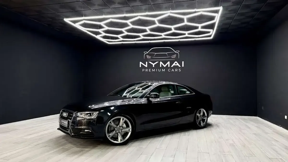 Usado Audi A5 Premium 245 CV (180 kW) 2012 Gris Coupe