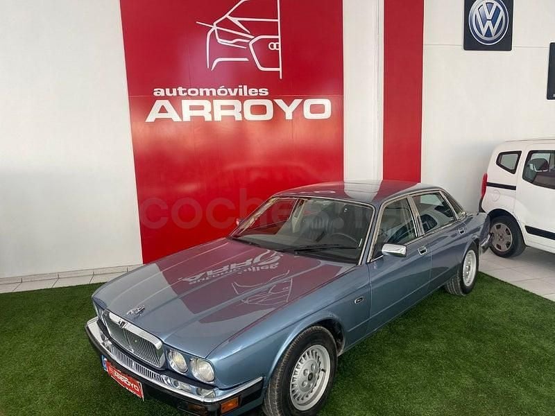 Usado Jaguar XJ6 Sovereign 220 CV (161 kW) 1989 Gris / plata Berlina