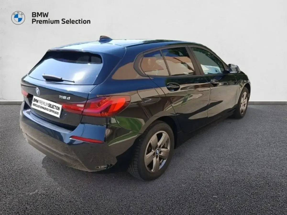Usado BMW 116 Comfort Edition 116 CV (85 kW) 2022 Negro Utilitario