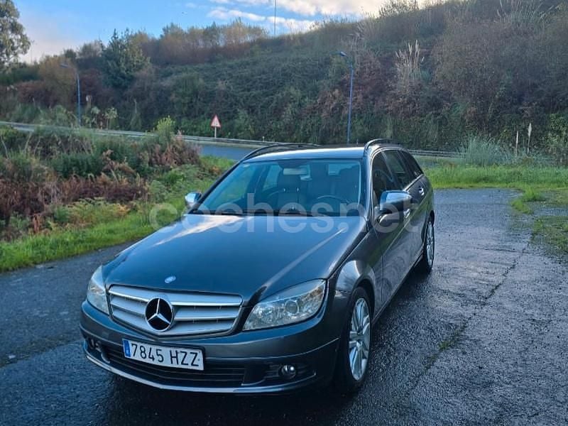 Usado Mercedes C220 Avantgarde 170 CV (125 kW) 2008 Gris / plata Familiar