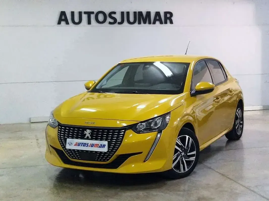 Usado Peugeot 208 Allure 99 CV (72 kW) 2022 Amarillo Utilitario