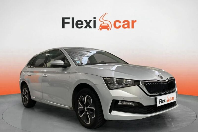 Gris Usado 2019 Skoda Scala Ambition Utilitario | 11.490 € (Precio justo) - Imagen 1/4