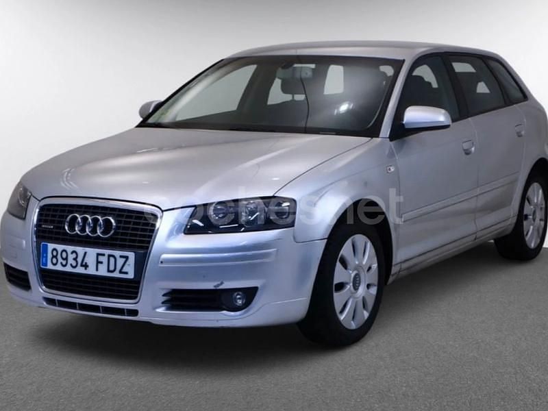 Gris / plata Usado 2006 Audi A3 Attraction Berlina | 7190 € (Precio justo) - Imagen 1/4