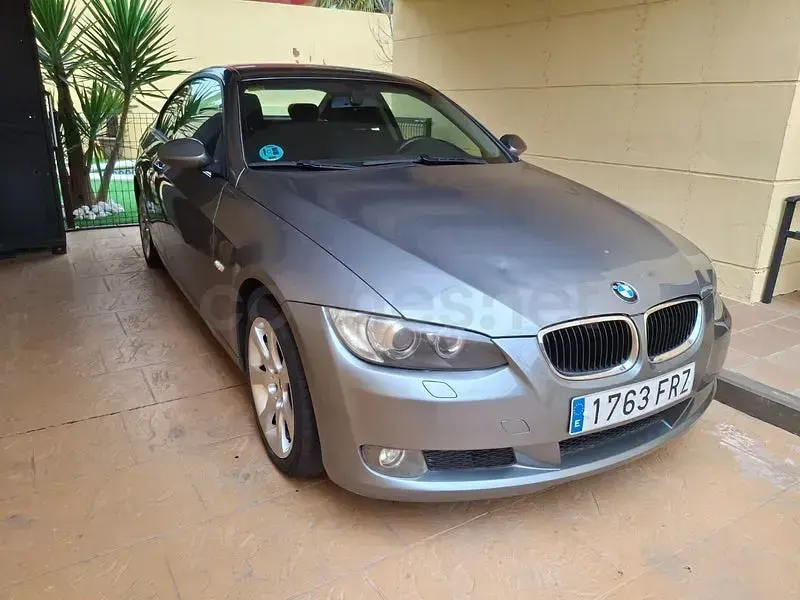 Käytetty BMW 320 170 HP (125 kW) 2007 Harmaa Coupe - kaksiovinen
