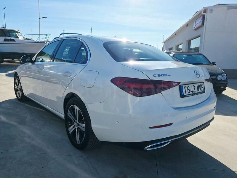 Usado Mercedes C300e 313 CV (230 kW) 2022 Blanco Berlina