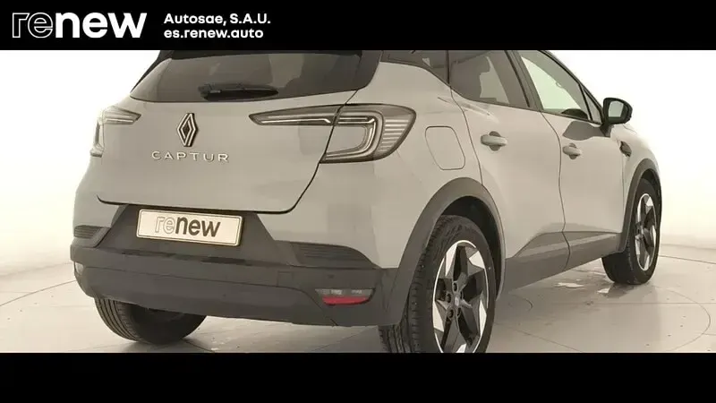 Usado Renault Captur Techno 101 CV (74 kW) 2025 Gris SUV