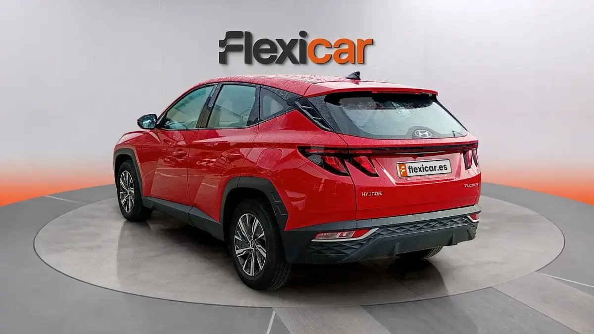 Usado Hyundai Tucson 150 HP (110 kW) 2023 Vermelho SUV
