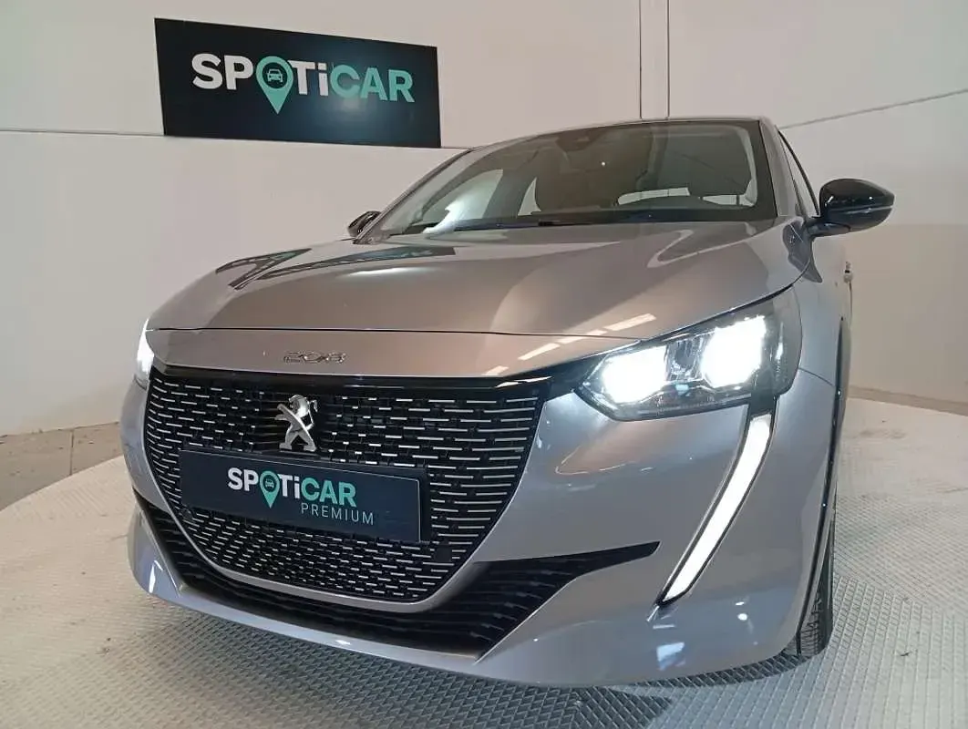 Nuevo Peugeot e-208 Active 100 kW (136 CV) 2025 Gris Utilitario