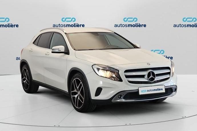 Usado Mercedes GLA220 Urban 170 CV (125 kW) 2015 SUV