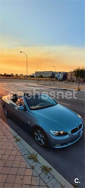 Usado BMW 320 Cabriolet 170 CV (125 kW) 2007 Gris / plata Descapotable