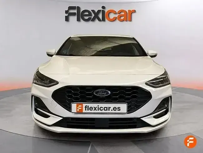 Usado Ford Focus ST-Line 155 CV (114 kW) 2022 Blanco Berlina