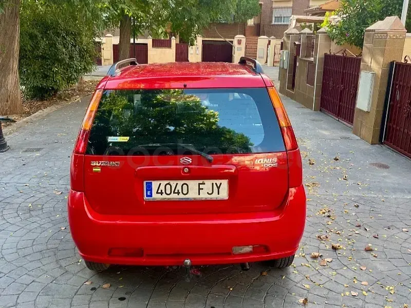 Usado Suzuki Ignis 69 CV (50 kW) 2007 Rojo Utilitario