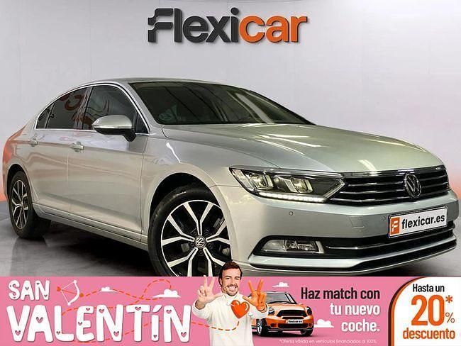Usado VW Passat Advance 150 CV (110 kW) 2019 Gris Familiar