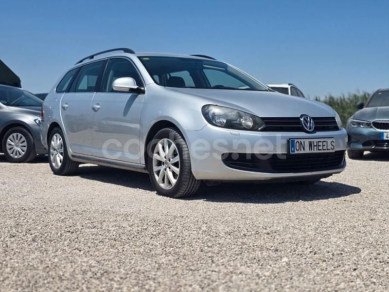 Gris / plata Usado 2011 VW Golf VI Advance Familiar | 7000 € (Buen precio) - Imagen 1/4