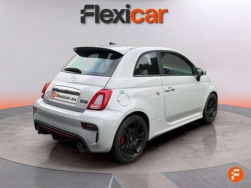 Usado Abarth 595 165 CV (121 kW) 2022 Gris Berlina