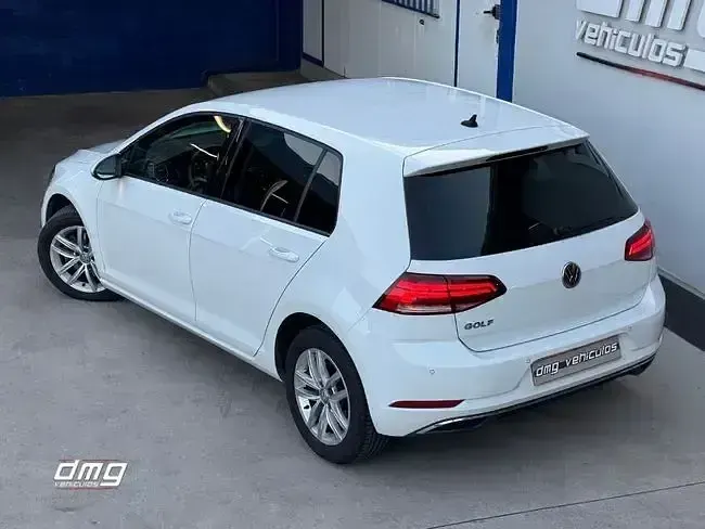 Usado VW Golf VII Advance 116 CV (85 kW) 2018 Blanco Utilitario