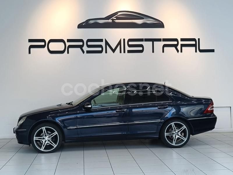 Azul Usado 2006 Mercedes C220 Elegance Berlina | 6500 € (Precio justo) - Imagen 1/4