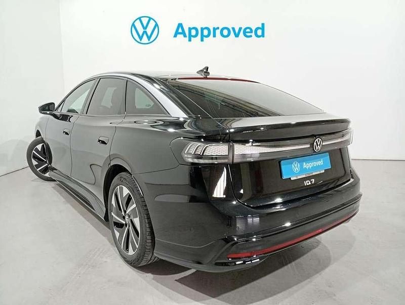 Usado VW ID.7 Pro 210 kW (286 CV) 2025 Negro Berlina