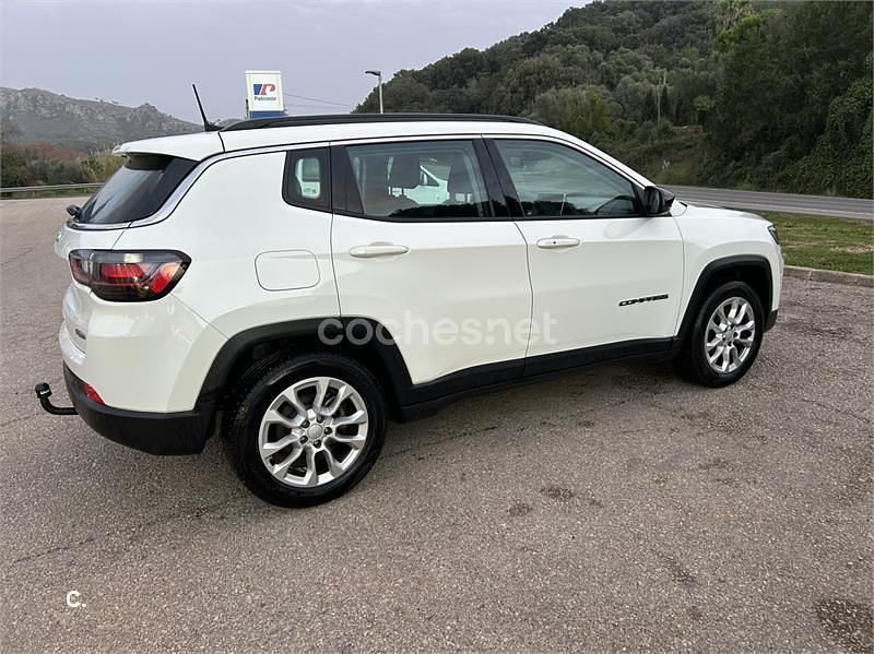 Occasion Jeep Compass Longitude 130 ch (95 kW) 2021 Blanc SUV