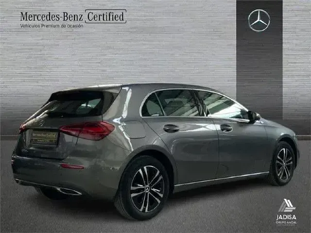 Usado Mercedes A250 218 CV (160 kW) 2025 Gris montaña