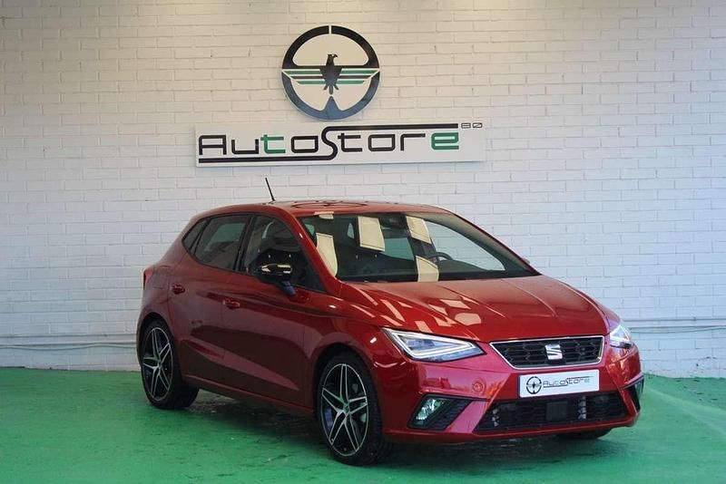Usado Seat Ibiza FR 150 CV (110 kW) 2022 Granate Berlina